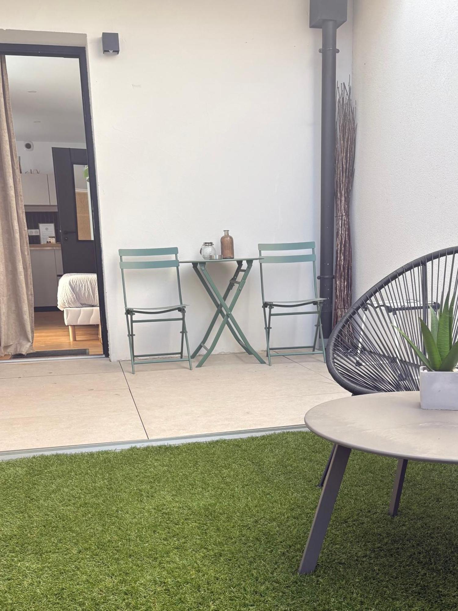 Studio Prestige Le Chene Dore Climatise Avec Terrasse Au Coeur Du Centre Touristique Cite Des Loisirs 200 M Du Galaxie Parking Gratuit Privatif アムネヴィル エクステリア 写真